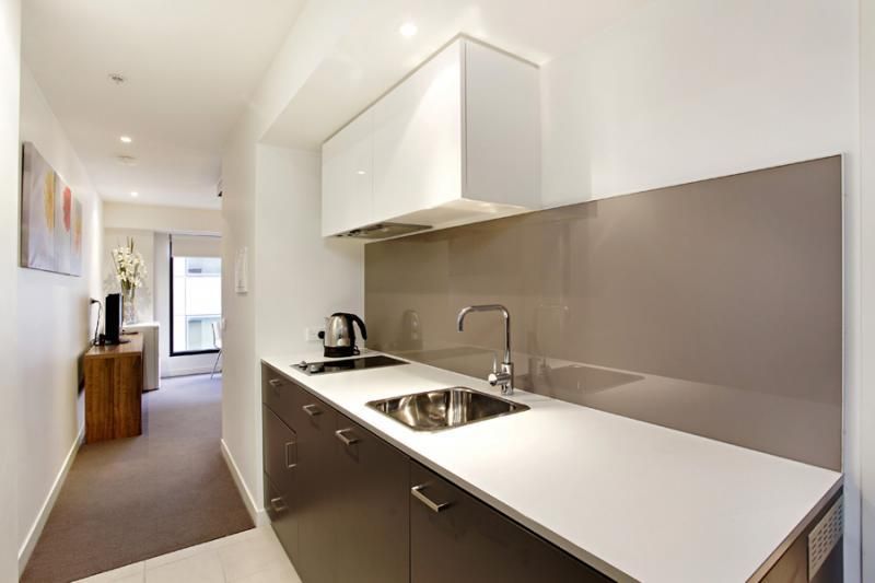 921/572 St Kilda Rd Boulevard, Melbourne VIC 3004, Image 2