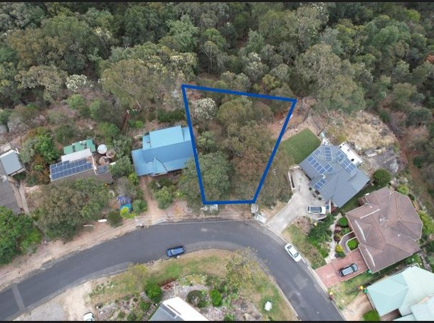 19 Roberts Parade, Hawkesbury Heights NSW 2777