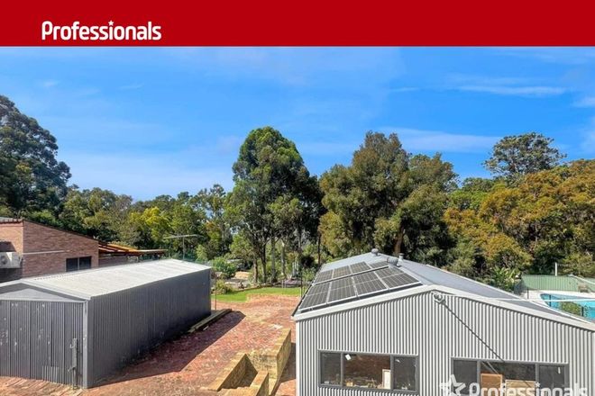 Picture of 31 Baden Road, BICKLEY WA 6076