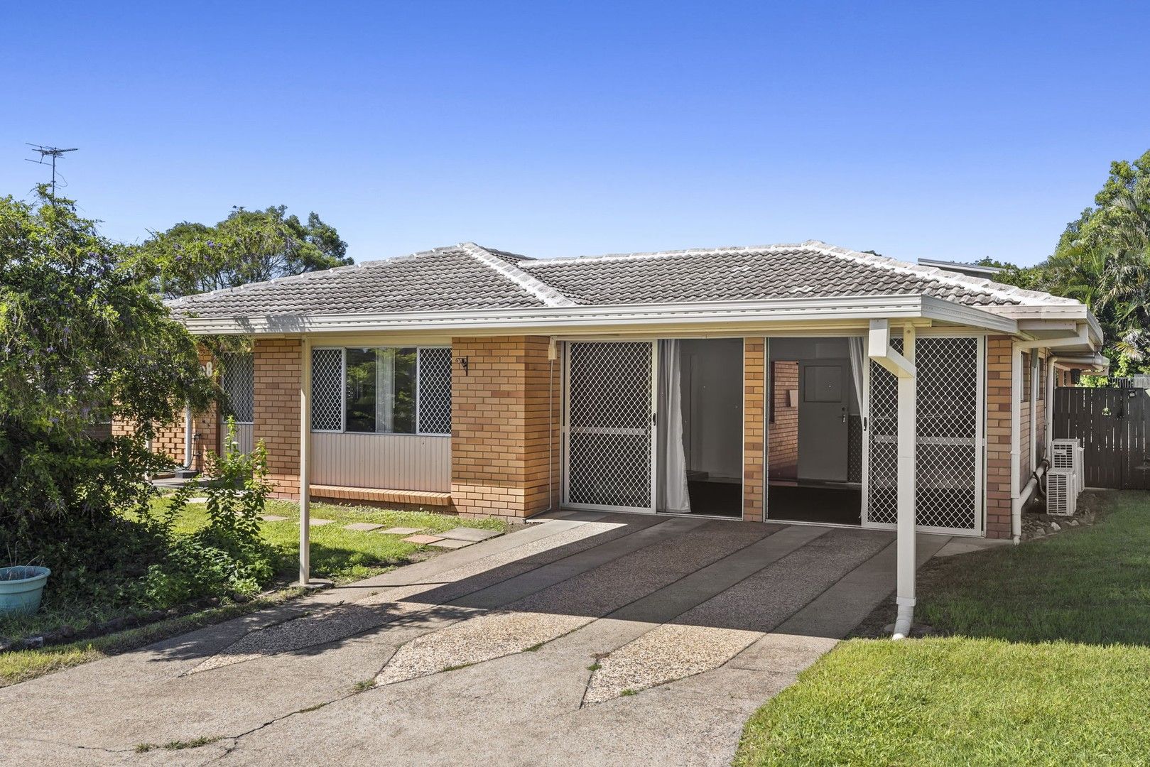 68 Greenmeadow Road, Mansfield QLD 4122 House For Rent Domain