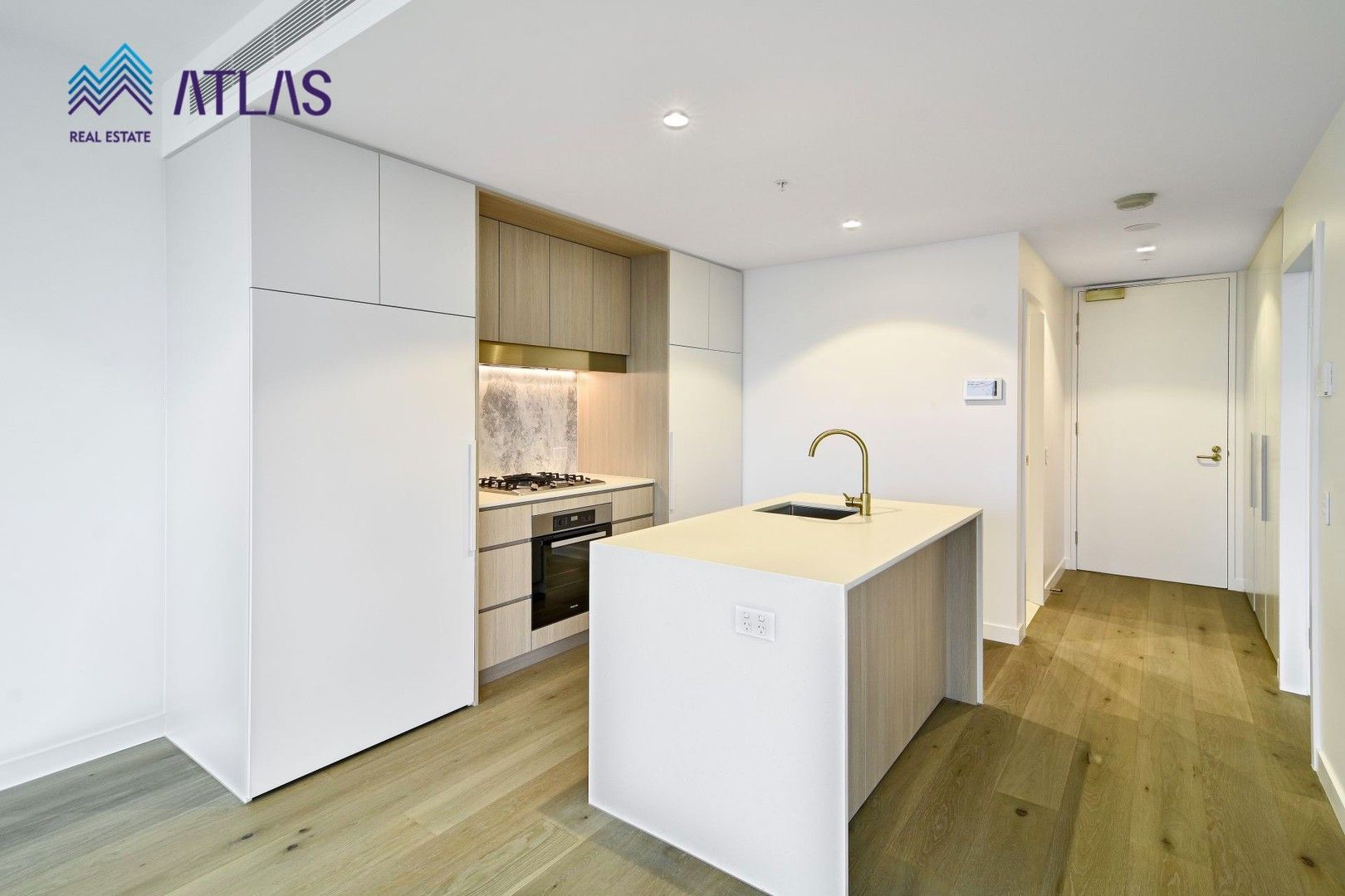 2 bedrooms Apartment / Unit / Flat in C601/80 Waterloo Road MACQUARIE PARK NSW, 2113