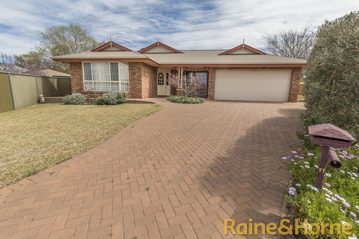 11 Kookaburra Close, Dubbo NSW 2830, Image 0