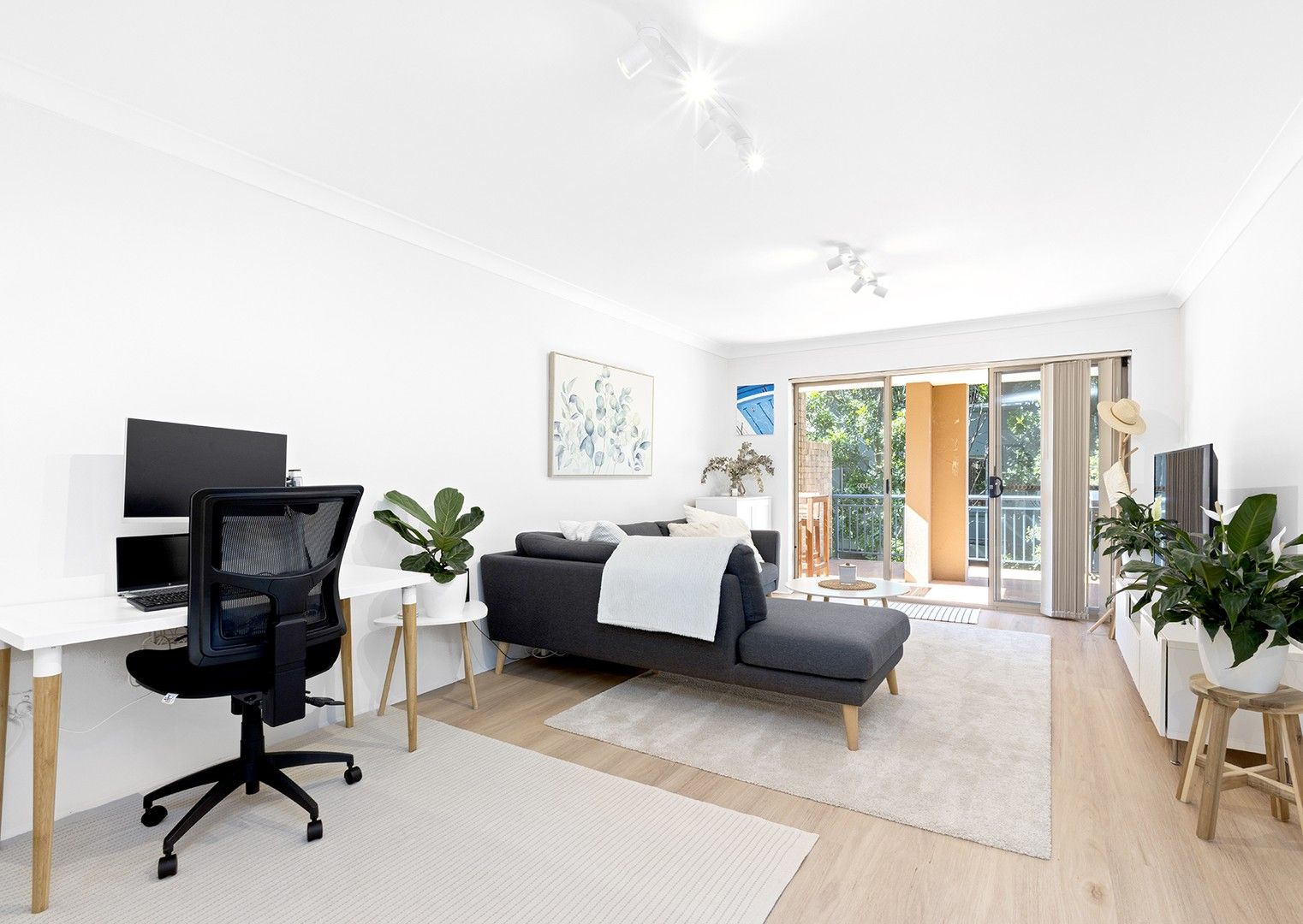 1 bedrooms Apartment / Unit / Flat in 10/1B Coulson Street ERSKINEVILLE NSW, 2043