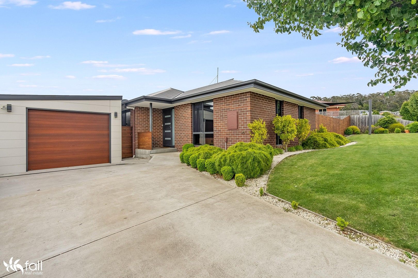 4 bedrooms House in 27 Glebe Hill Road HOWRAH TAS, 7018