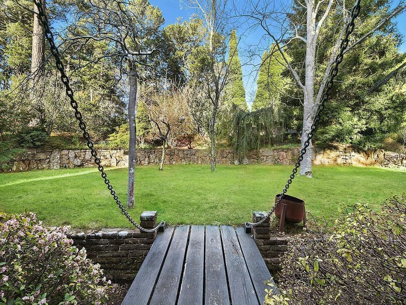 100 Blaxland Road, Wentworth Falls NSW 2782, Image 1