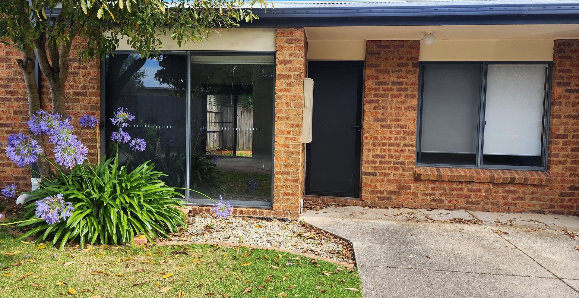 2/13 Douglas Road, Cowes VIC 3922, Image 0