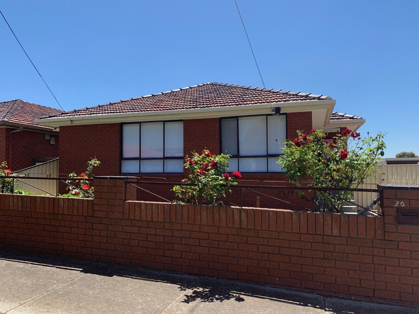 4 bedrooms House in 30 Robinvale Avenue THOMASTOWN VIC, 3074