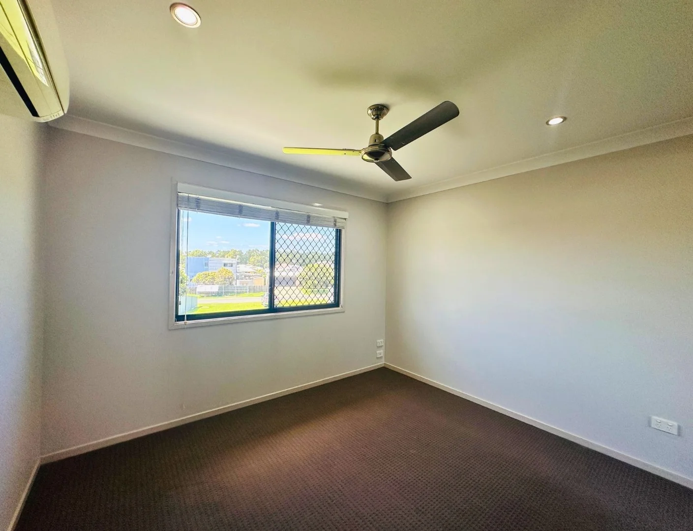 Additional image 9 of 6/8-10 Lambert Drive, Moranbah QLD 4744