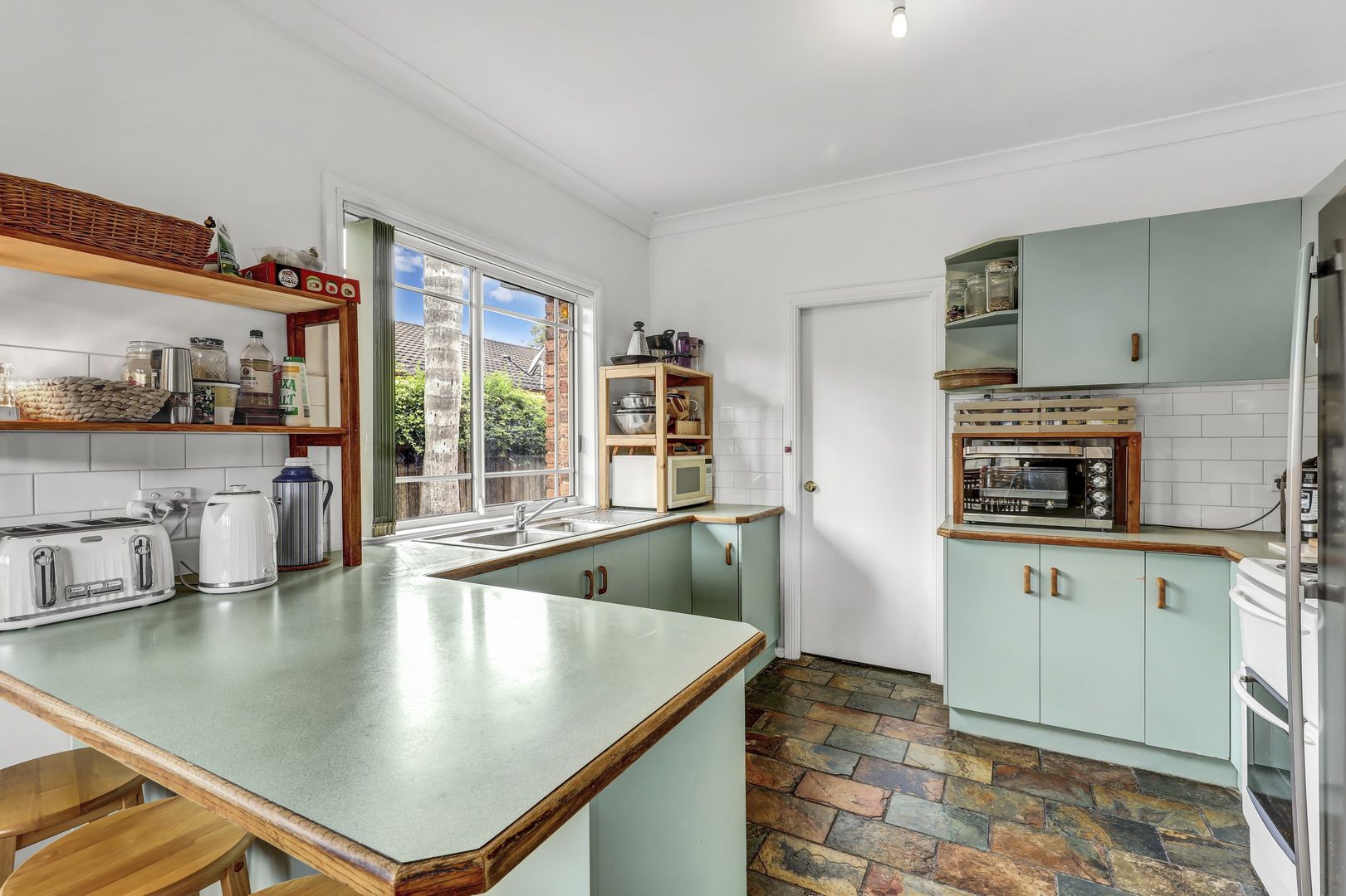 2/4 Brownlee Place, Albion Park Rail NSW 2527 House For Rent 580