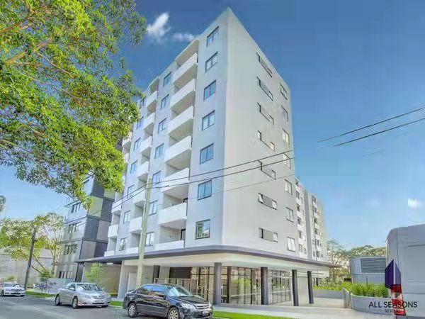 1 bedrooms Apartment / Unit / Flat in 208/5 powell st HOMEBUSH NSW, 2140