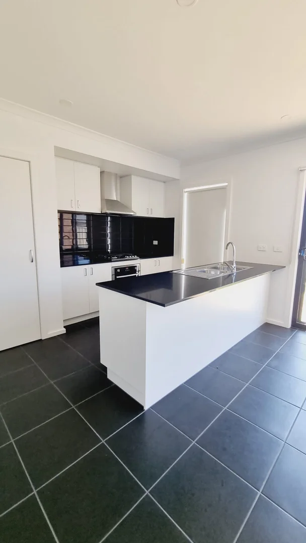 Additional image 8 of 7 Penzance Street, Truganina VIC 3029