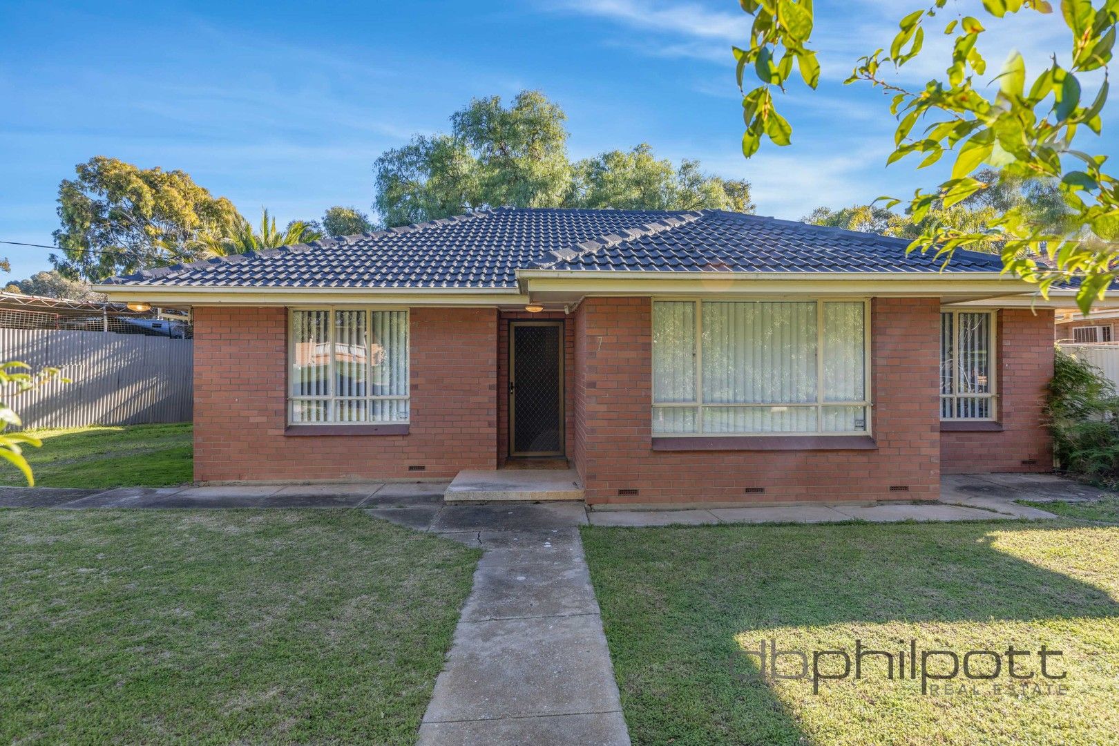 7 Hampshire Crescent, Valley View SA 5093, Image 0