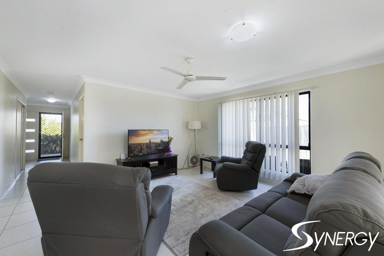 5 Outlook Court, Ashfield QLD 4670, Image 2