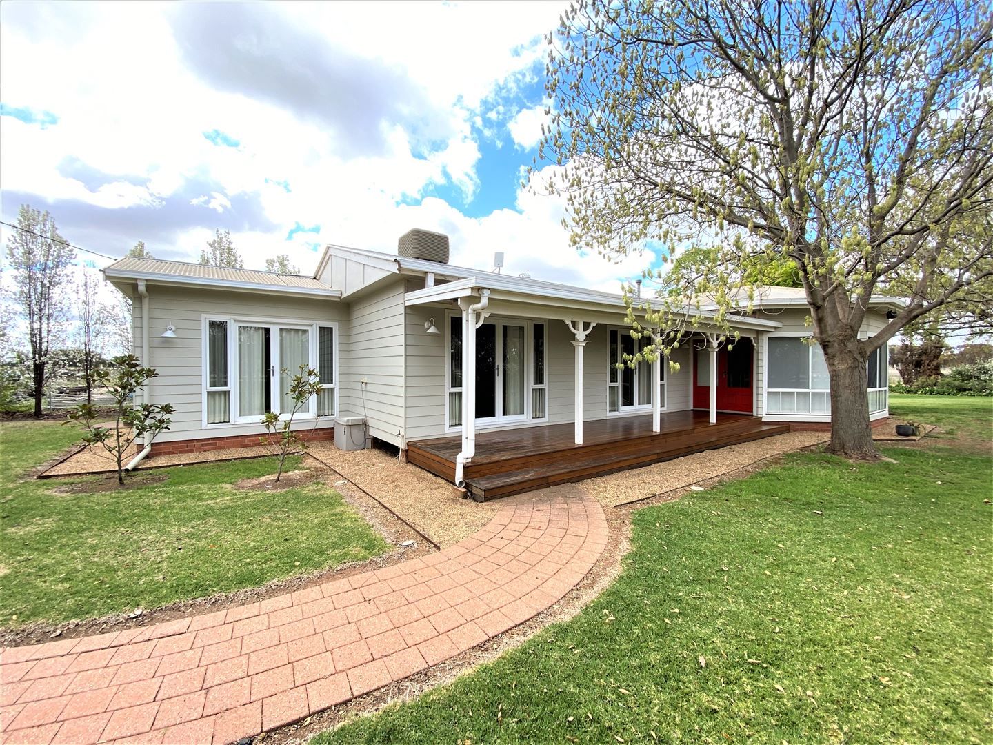 23 Morris Road, Lake Wyangan NSW 2680, Image 2