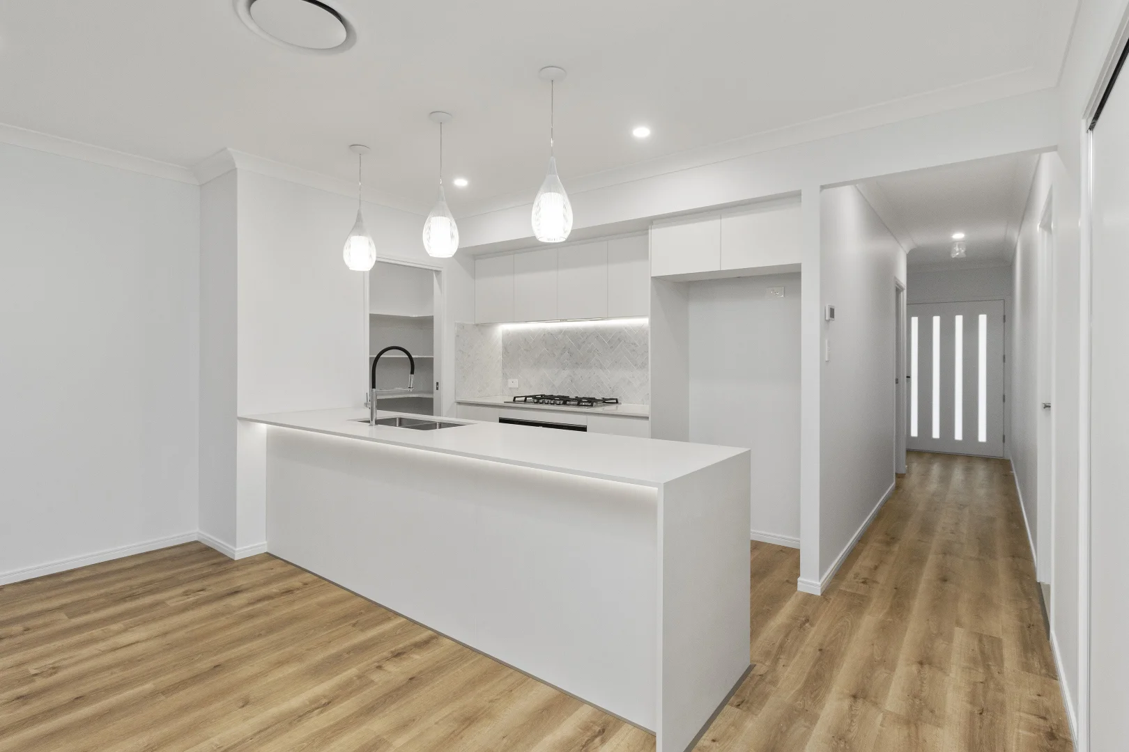 Additional image 2 of 18 Paradise Close, Deebing Heights QLD 4306