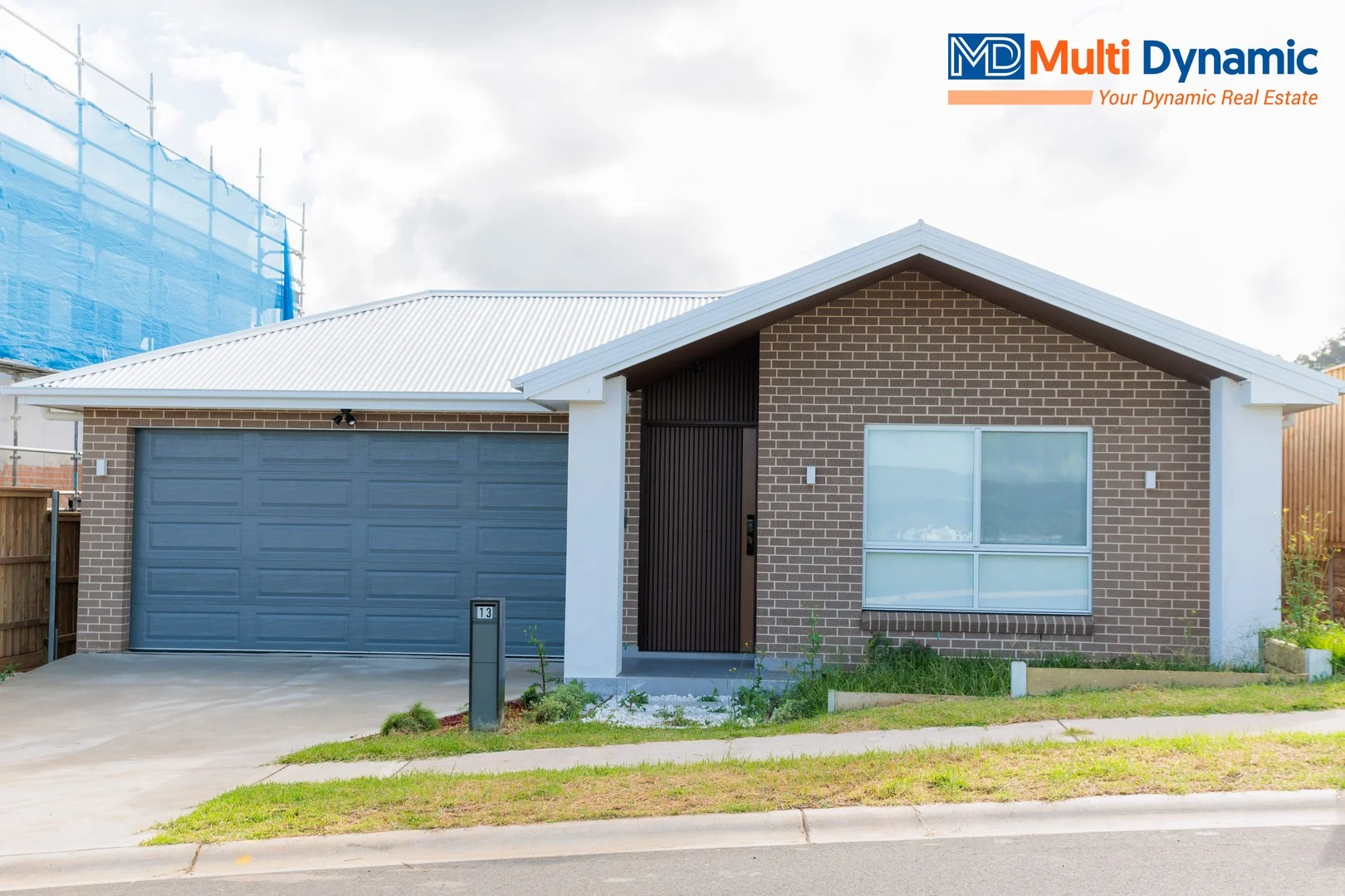 13 Skyline Street, Menangle Park NSW 2563