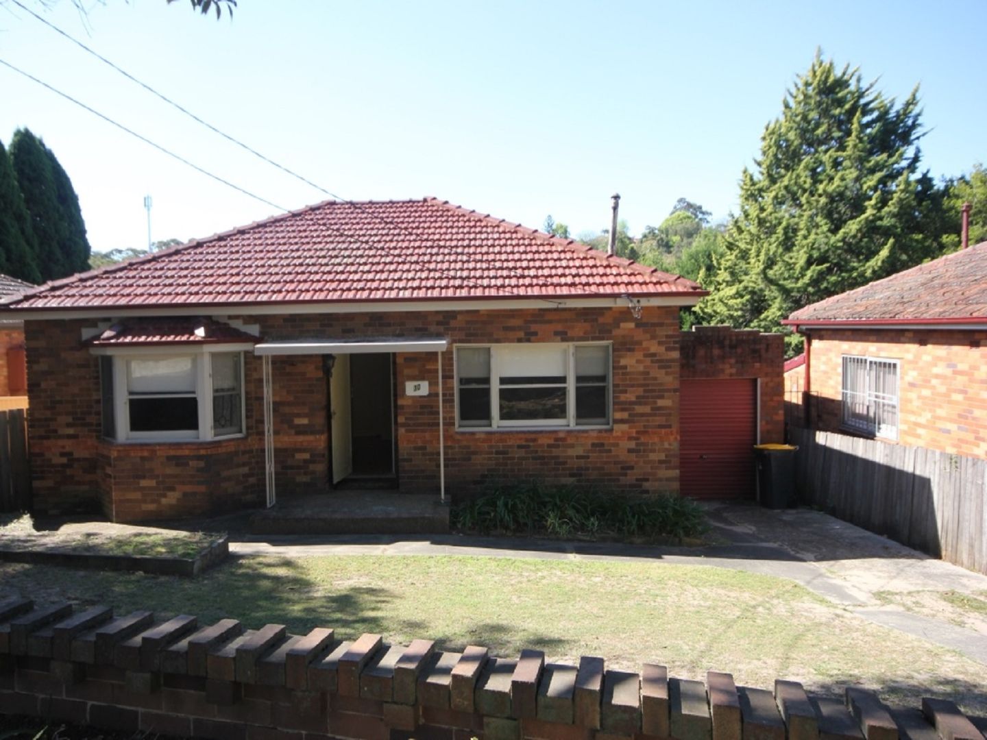 3 bedrooms House in 30 Darley Road BARDWELL PARK NSW, 2207