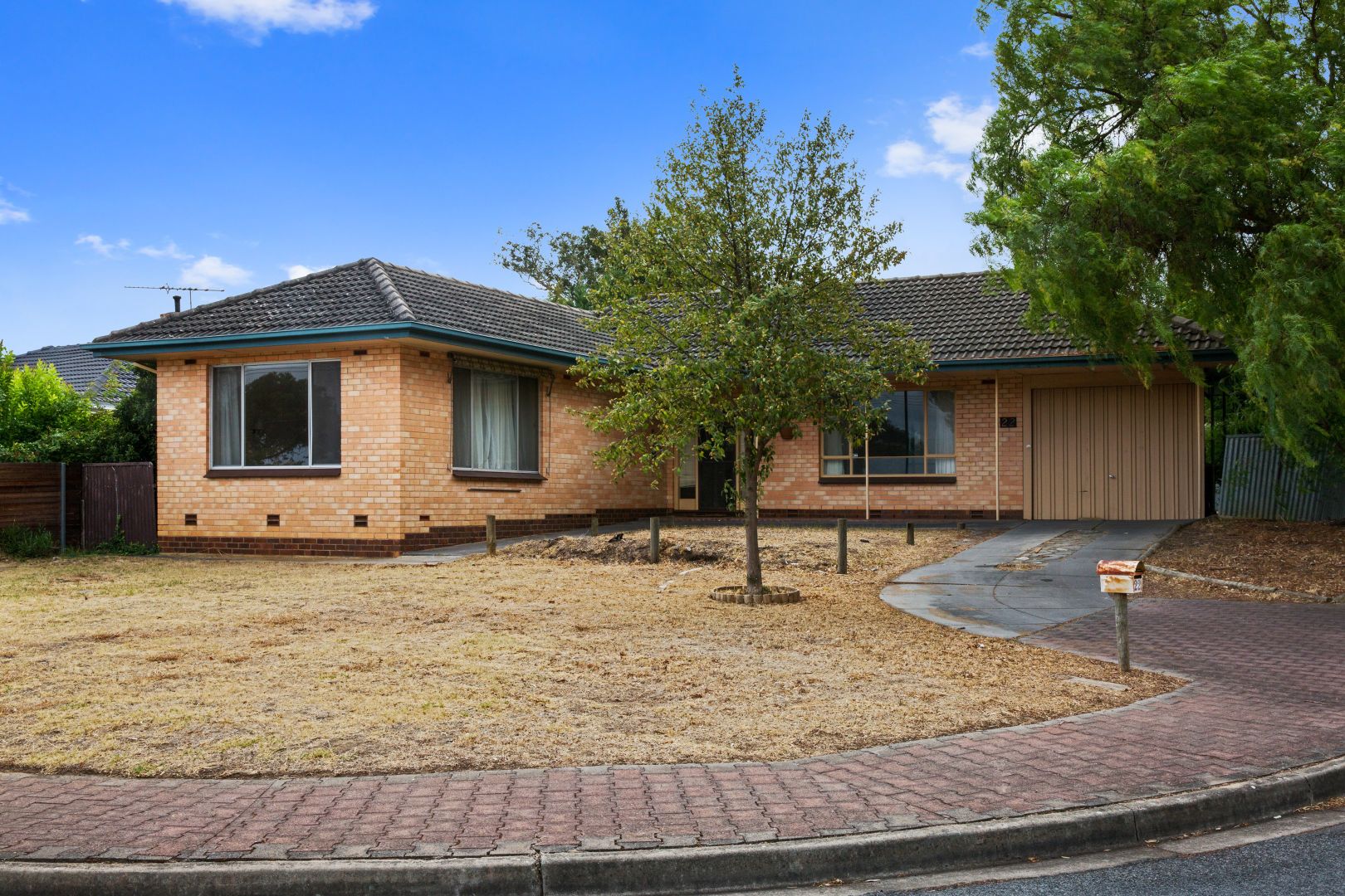 22 Highfield Drive, Tea Tree Gull Property History & Address Research