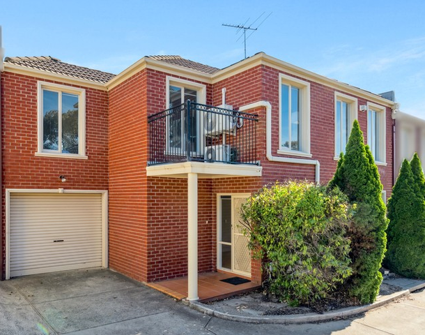 3 Parklane Mews, Coburg VIC 3058