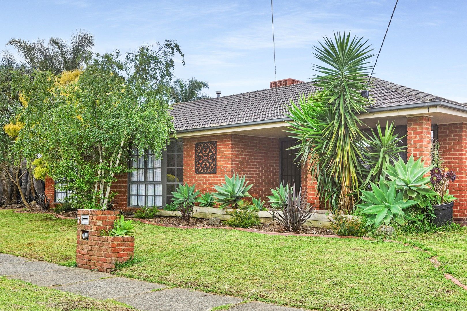 7 Dorchester Crescent, Carrum Downs VIC 3201, Image 0