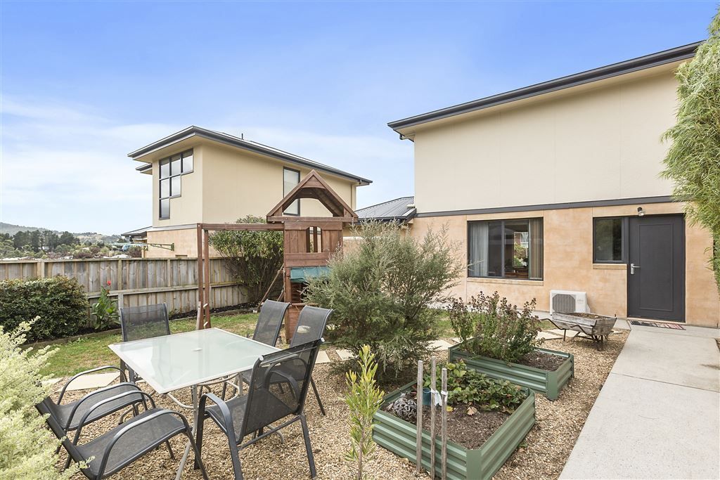 4/2 Citrus Drive, Margate TAS 7054, Image 1