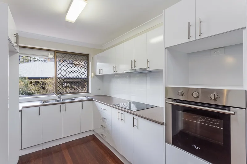 Additional image 2 of 3/42 Sir Fred Schonell Drive, St Lucia QLD 4067