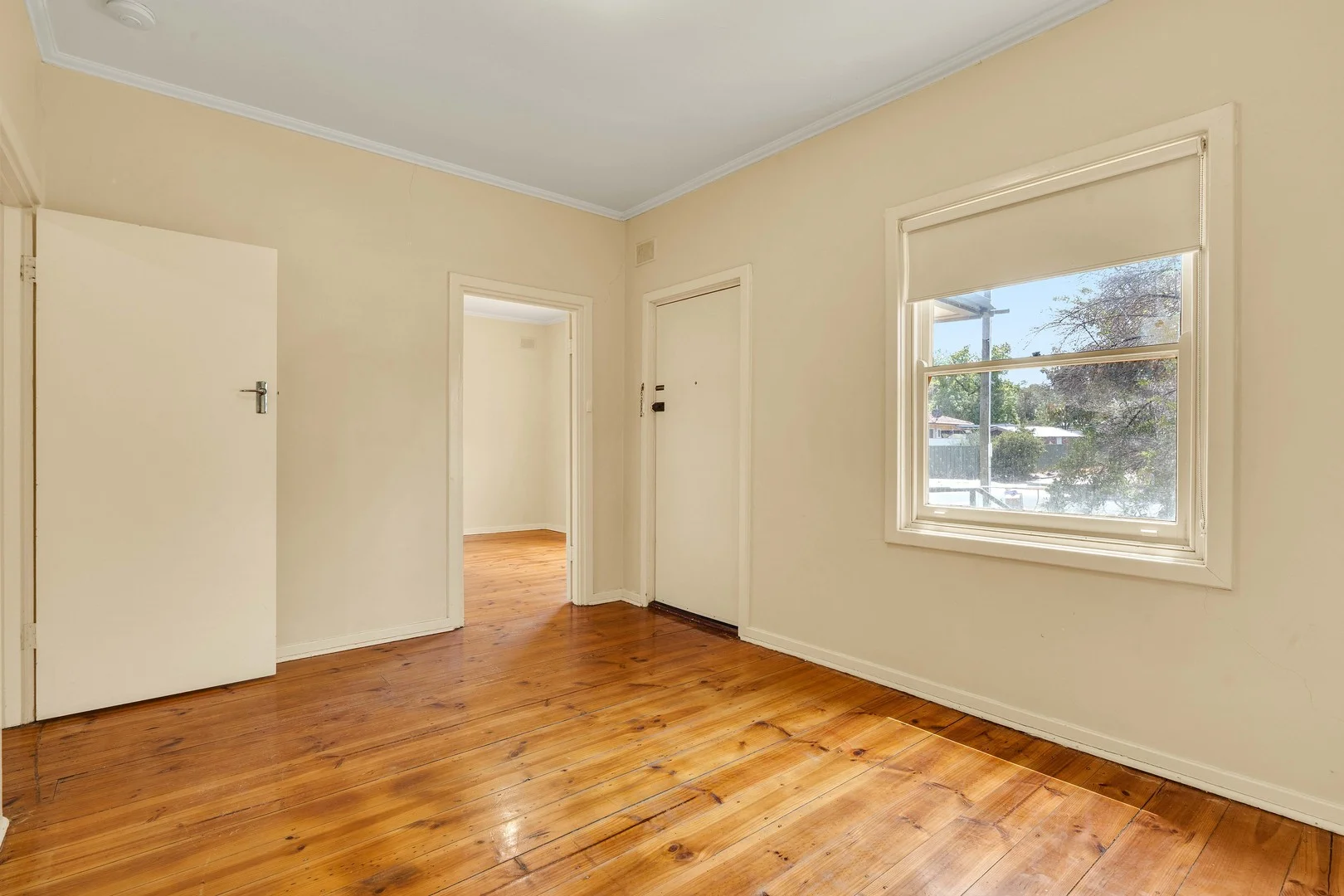 6 Hornet Crescent, Elizabeth East SA 5112