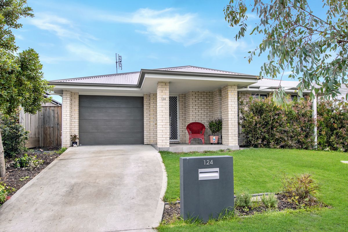 124 Awabakal Drive, Fletcher NSW 2287, Image 0