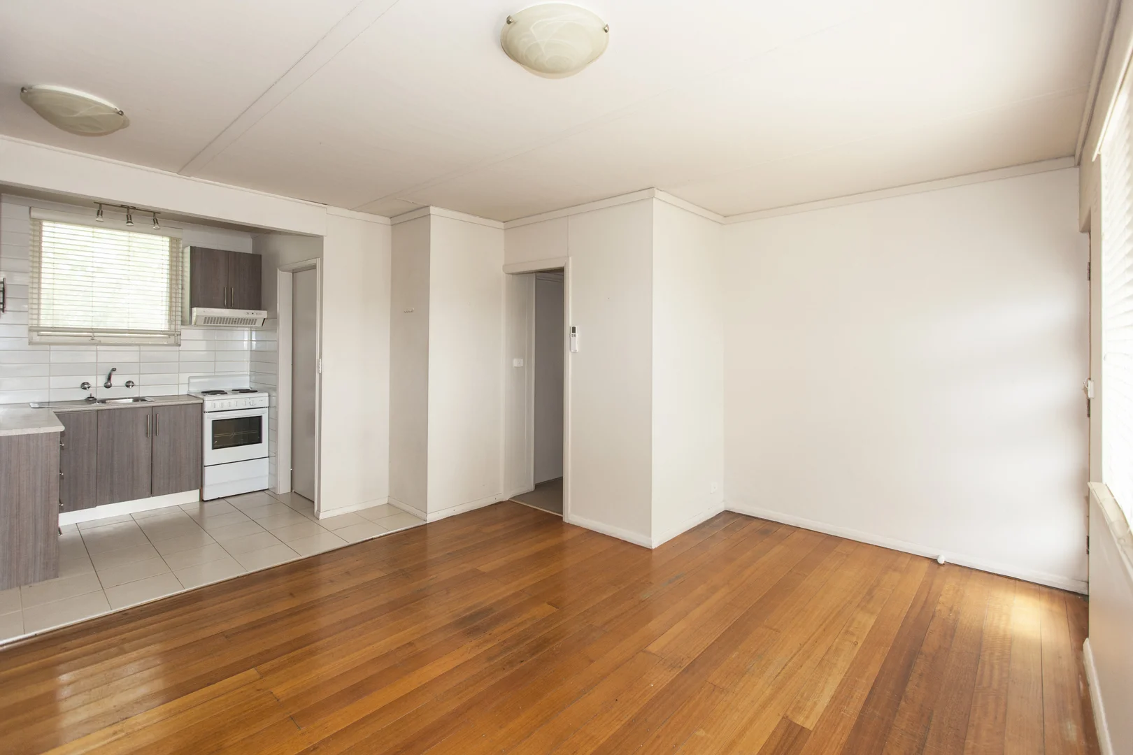 Additional image 2 of 2/11 High Street, Ararat VIC 3377