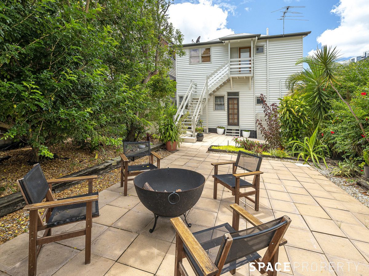 51 Sedgebrook Street, Spring Hill QLD 4000, Image 2