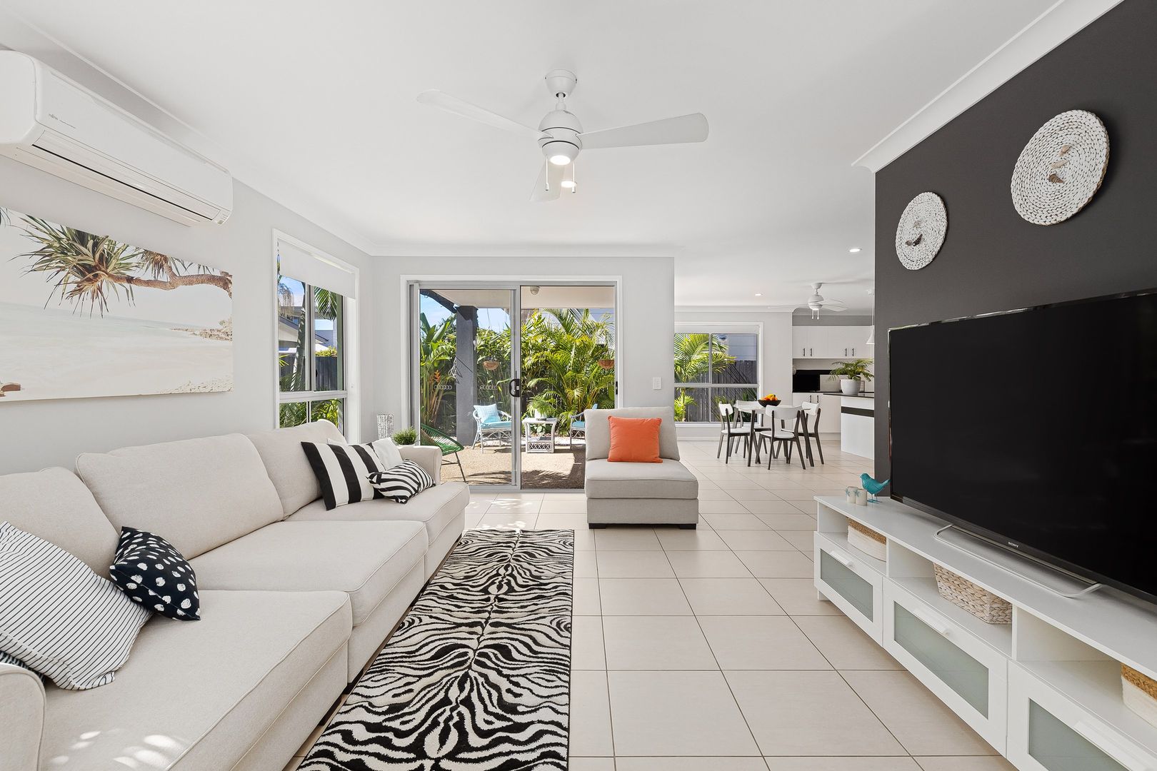 12 Surfside Lane, Mount Coolum QLD 4573, Image 2