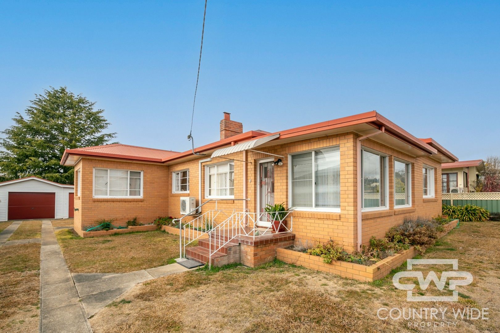 25 Pitt Street, Glen Innes NSW 2370, Image 0