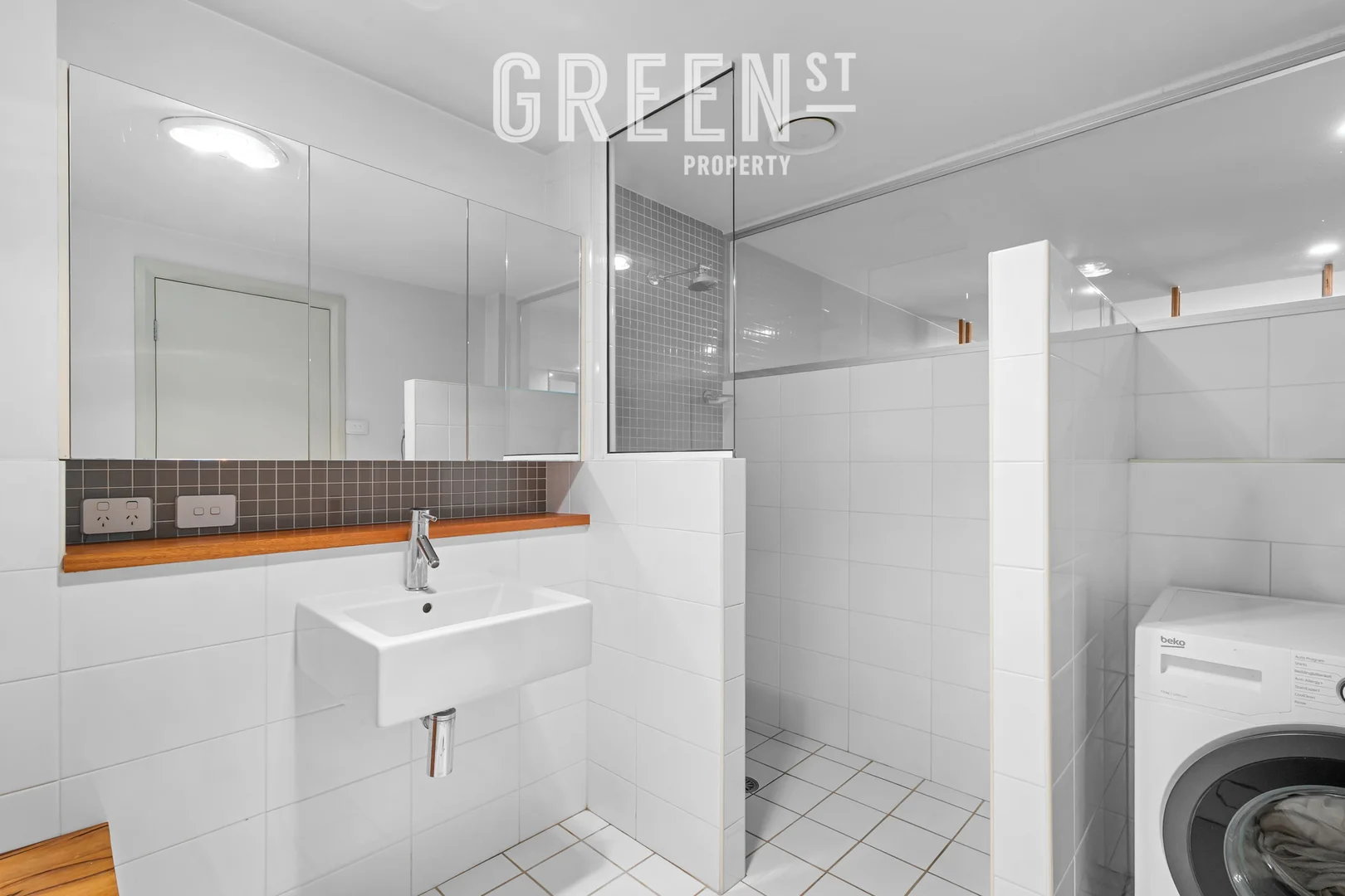 Additional image 9 of 2/92A Young Street, Carrington NSW 2294