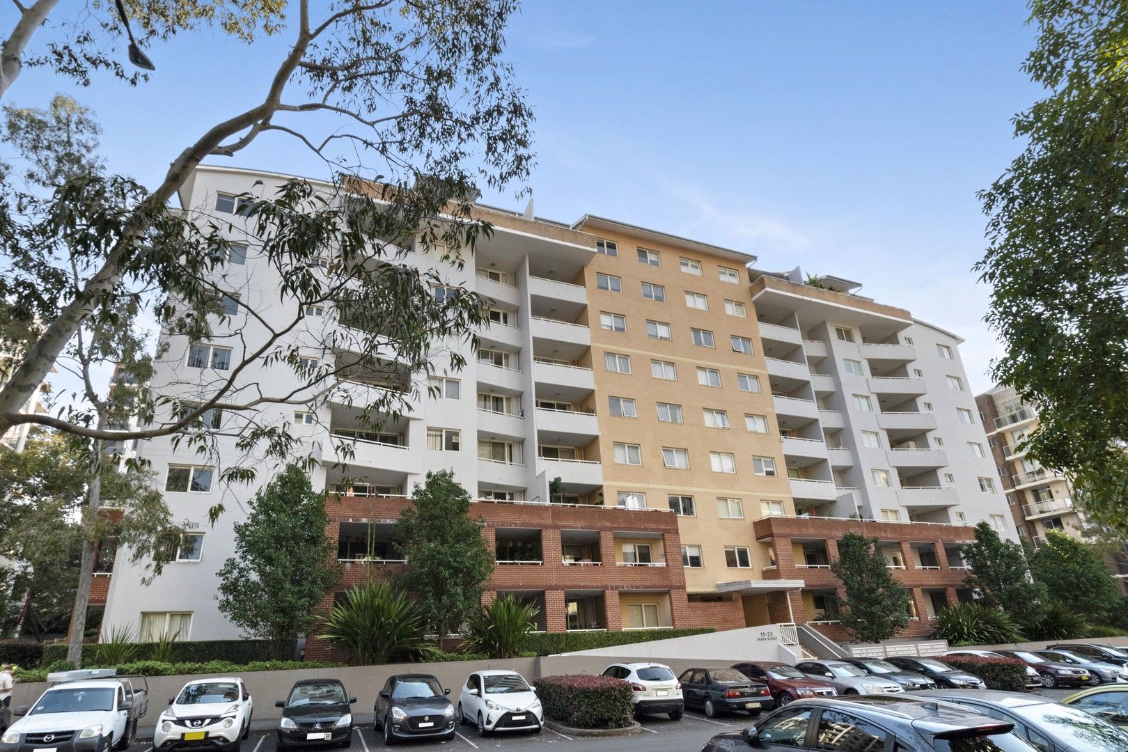 2 bedrooms Apartment / Unit / Flat in 80/15-23 Orara Street WAITARA NSW, 2077
