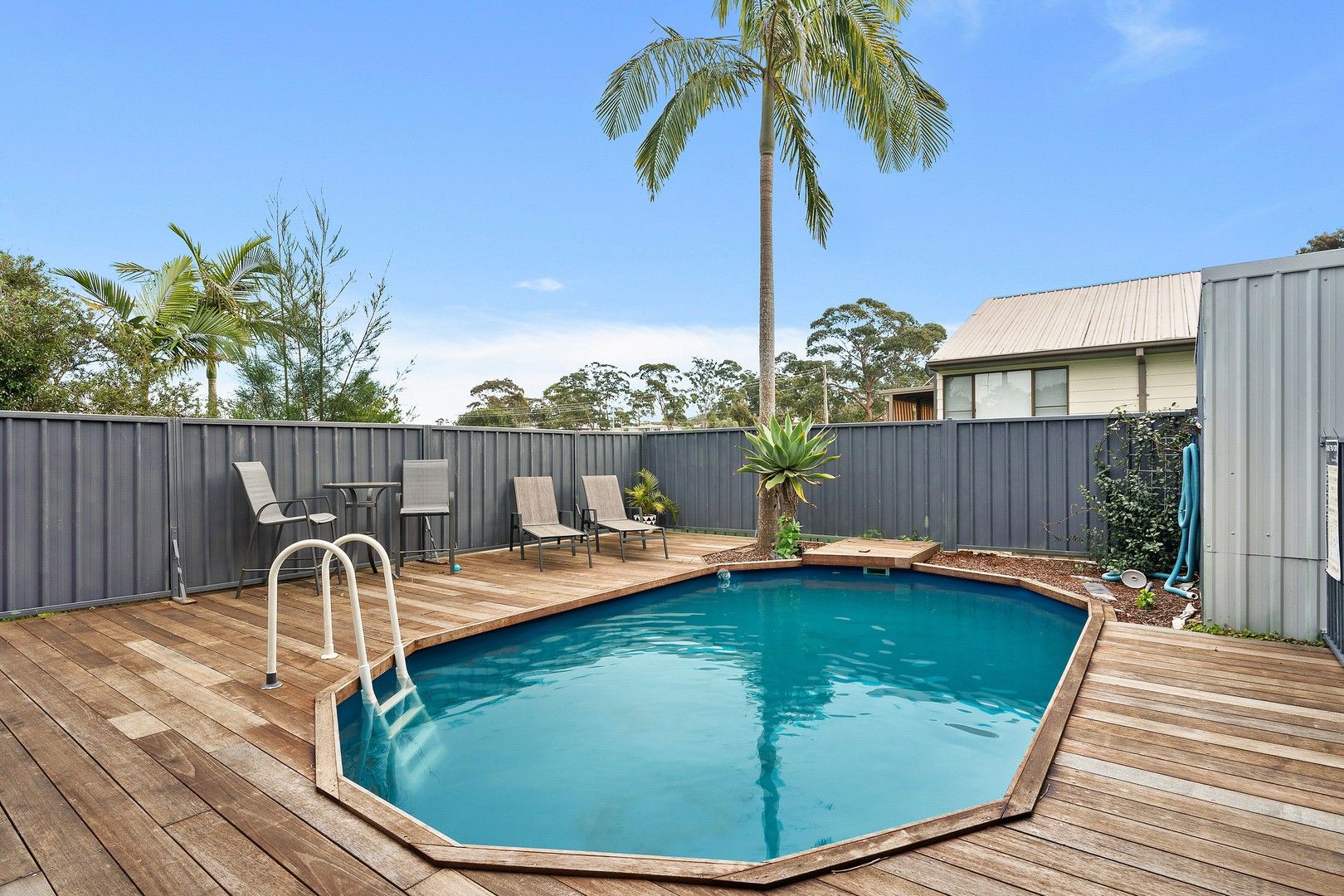 4 bedrooms House in 89 Island Point Road ST GEORGES BASIN NSW, 2540