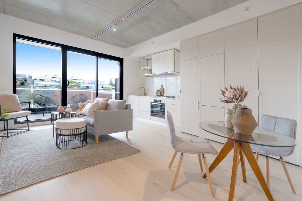 2 bedrooms Apartment / Unit / Flat in 204/771 Toorak Road HAWTHORN EAST VIC, 3123