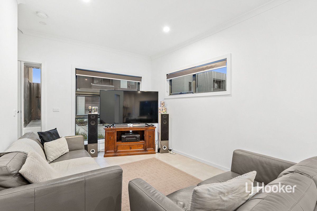 4 Tanino Road, Cranbourne West VIC 3977, Image 1