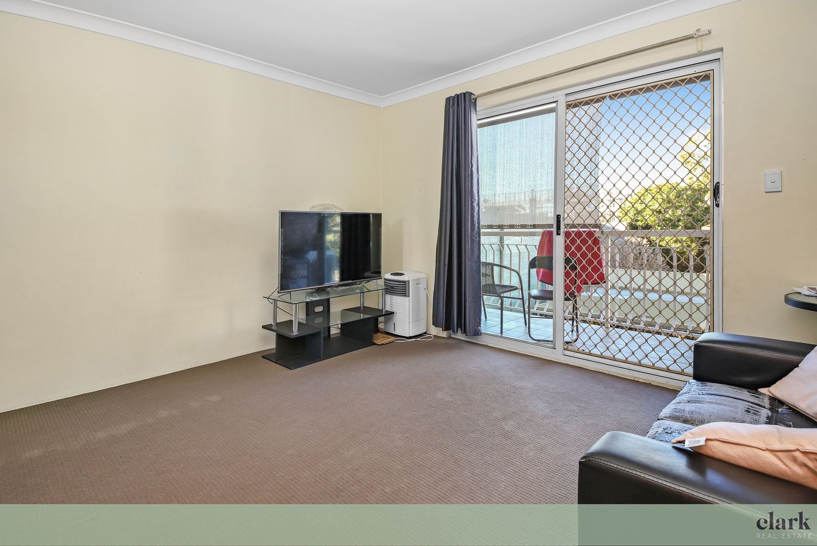 2 bedrooms Apartment / Unit / Flat in 6/51 Adamson Street WOOLOOWIN QLD, 4030