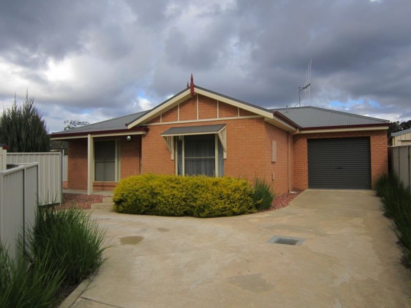 2 bedrooms House in 2/89 Queen Street KANGAROO FLAT VIC, 3555