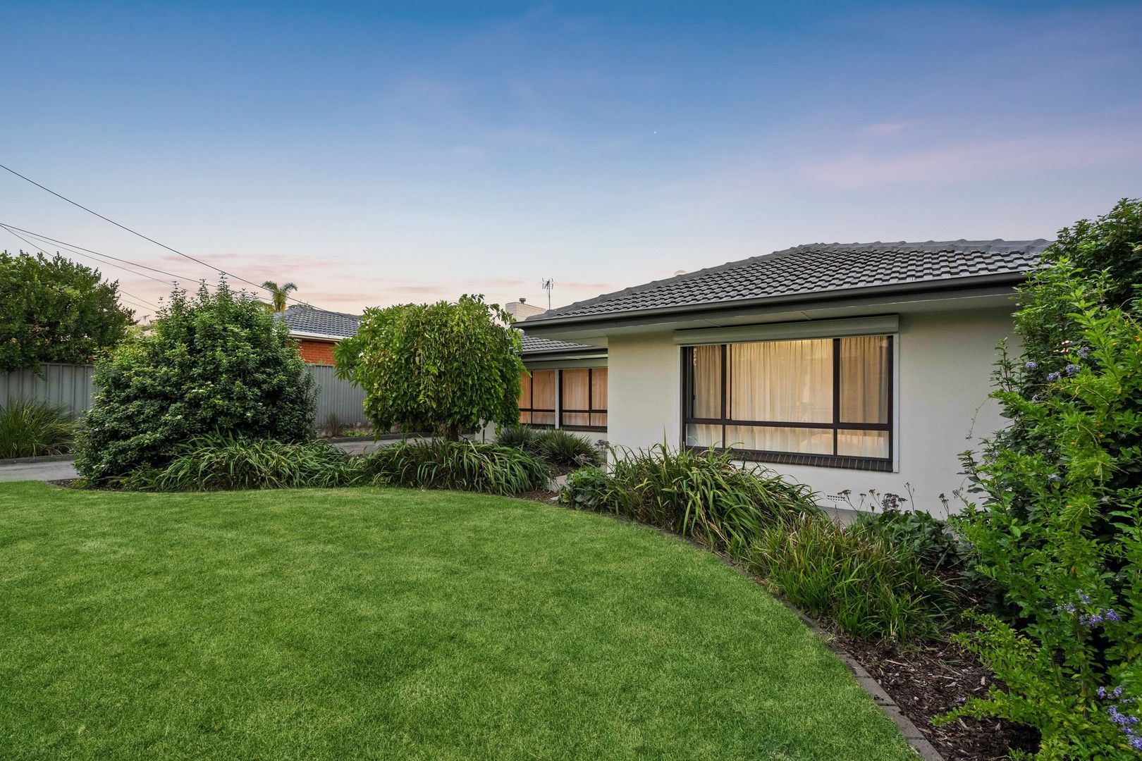 16 Willow Crescent, Campbelltown SA 5074, Image 0