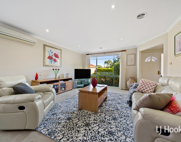 17 Lange Place, Bruce ACT 2617