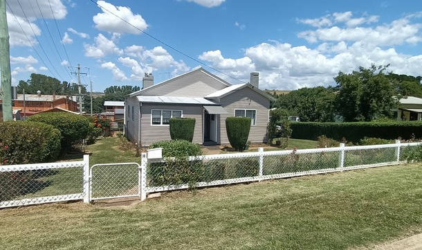 18 Druitt Street, Adaminaby NSW 2629