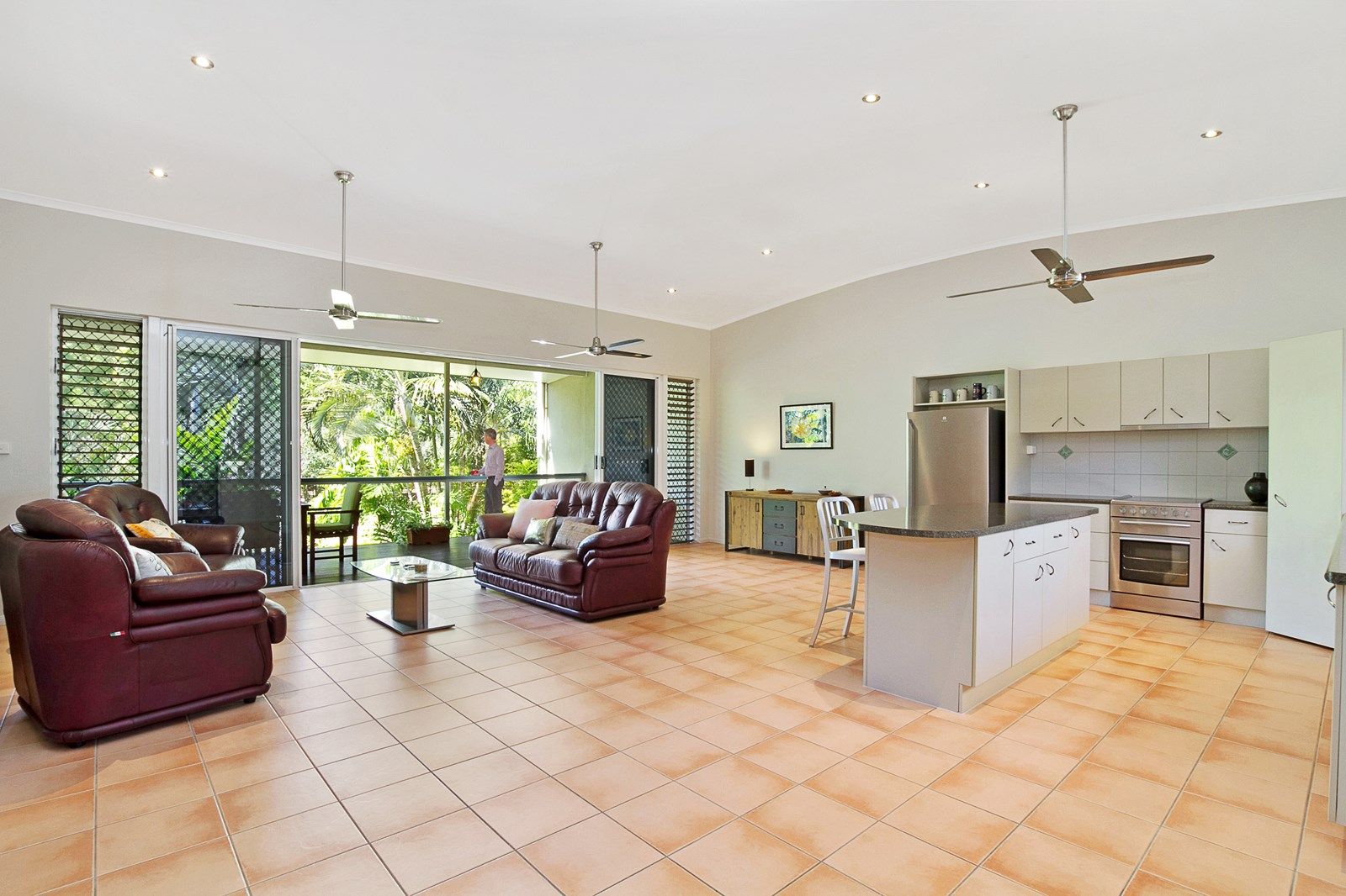 1/5 Martin Street, South Townsville QLD 4810, Image 2