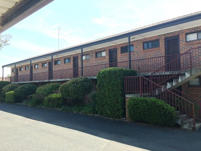 1 bedrooms Apartment / Unit / Flat in 1/46 Morrisset Street BATHURST NSW, 2795