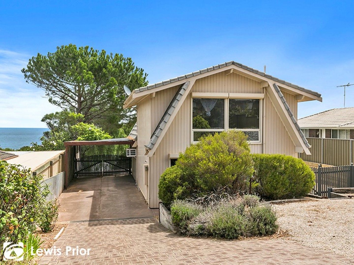 17 Kooraweera Street, Hallett Cove SA 5158 - House For Rent | Domain