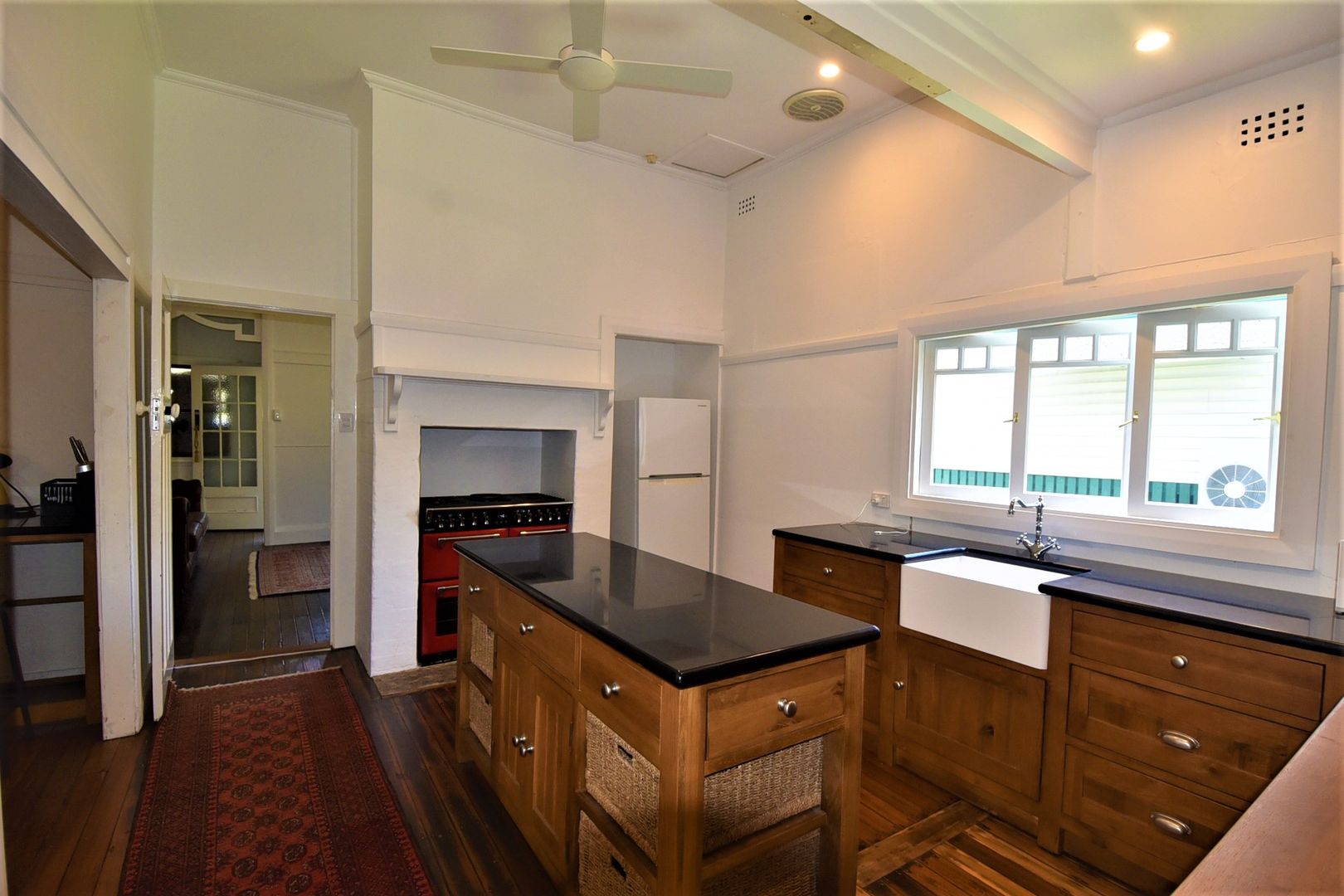 8 Hayward Street, Girards Hill NSW 2480, Image 2