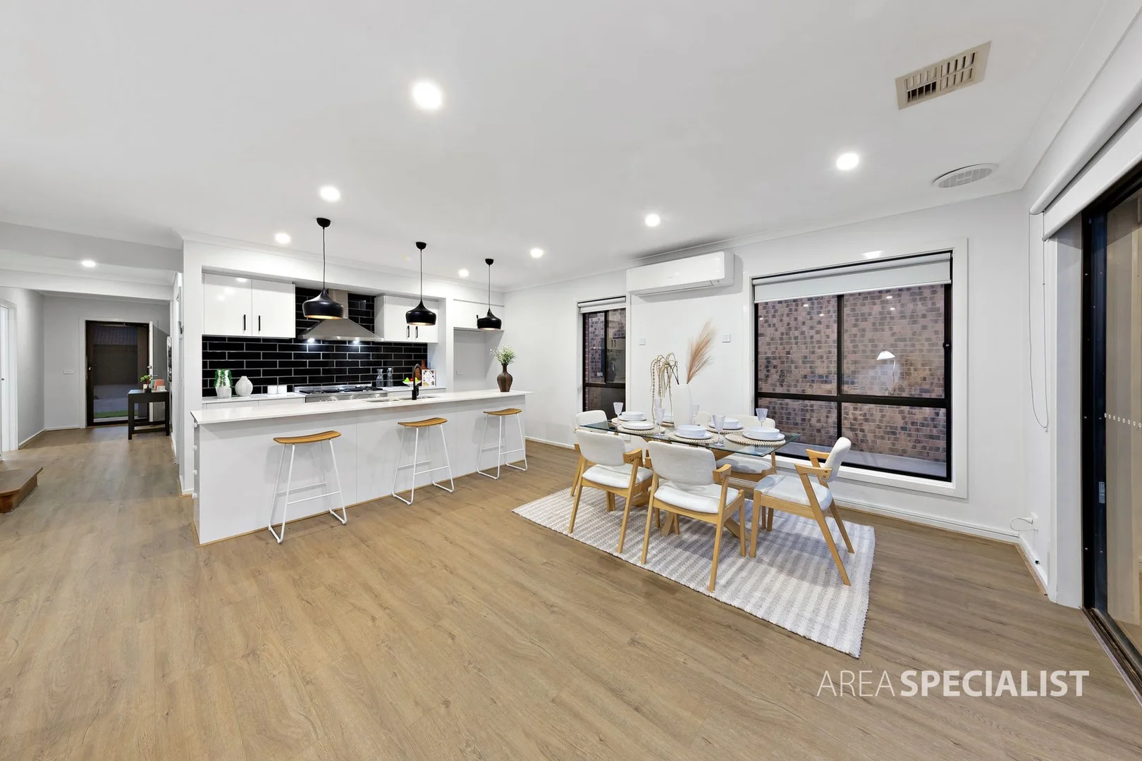 Additional image 11 of 34 Jura Street, Truganina VIC 3029