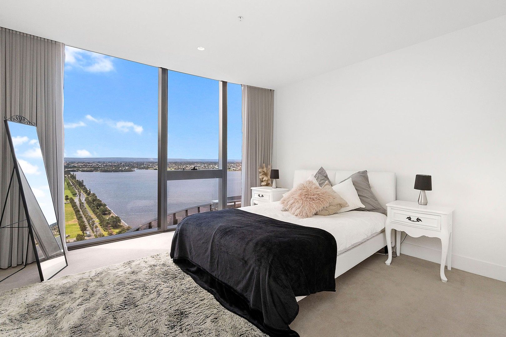 2504/1 Geoffrey Bolton Avenue, Perth WA 6000, Image 0