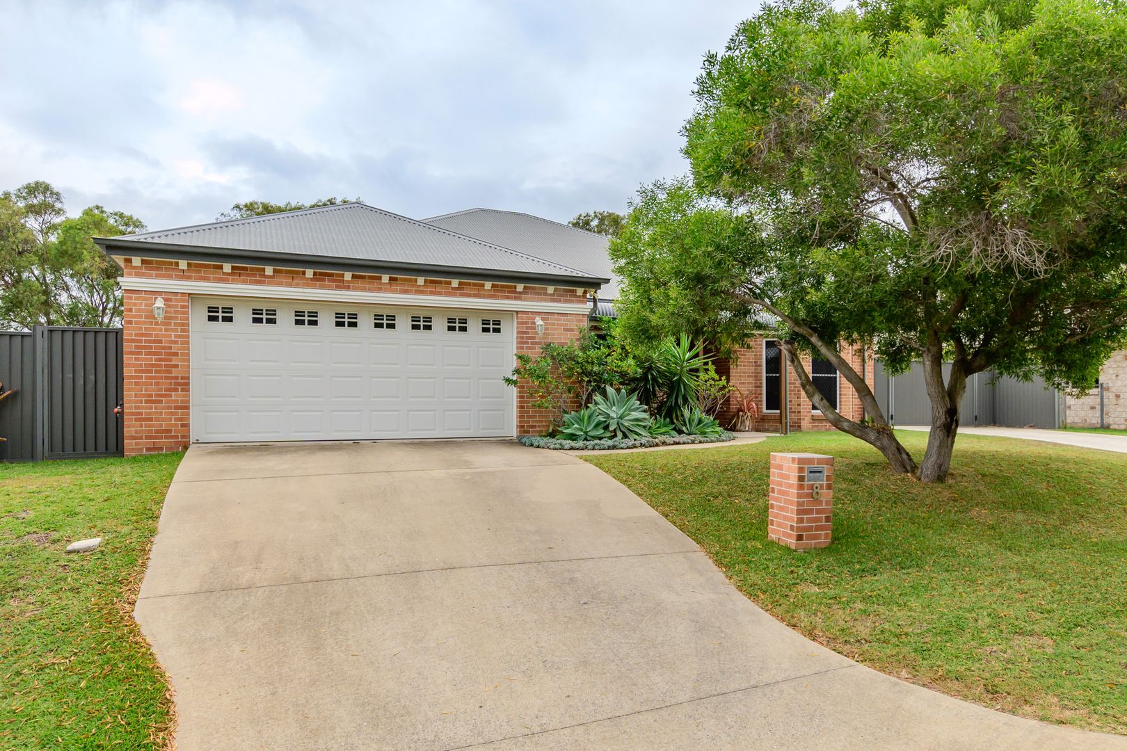 8 Sanctuary Place, South Gladstone QLD 4680 Domain