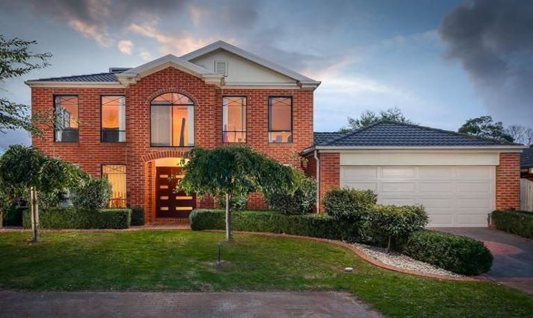6 Padstow Court, Narre Warren South VIC 3805, Image 0